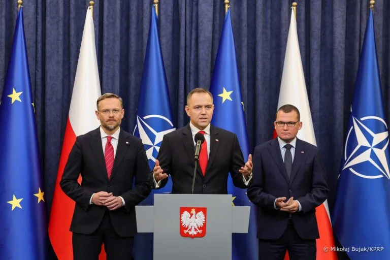 002_Prezydent_Karol_Nawrocki_oswiadczenie_20250825_MWB25141
